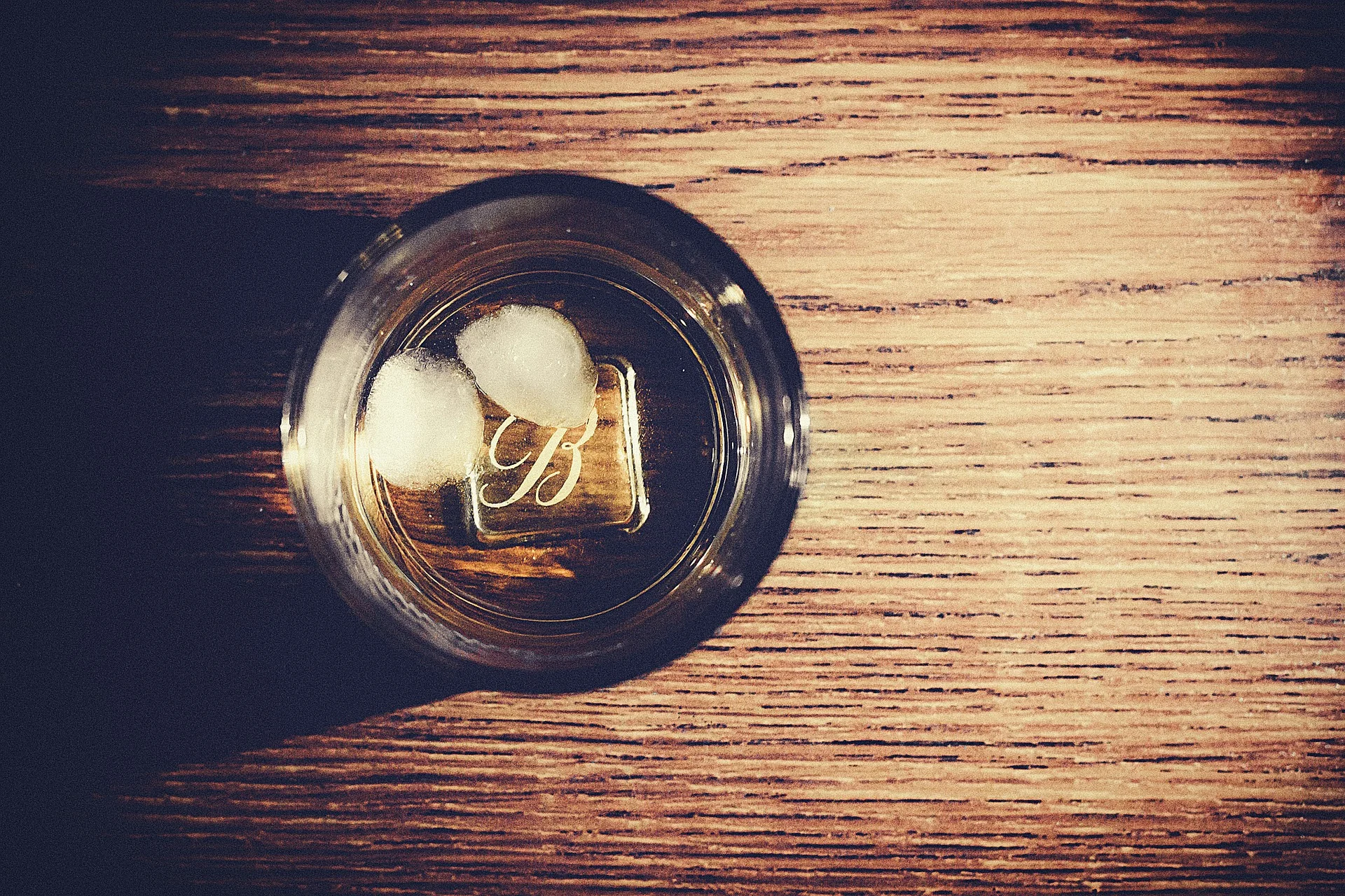 Are You an Emotional Drinker?