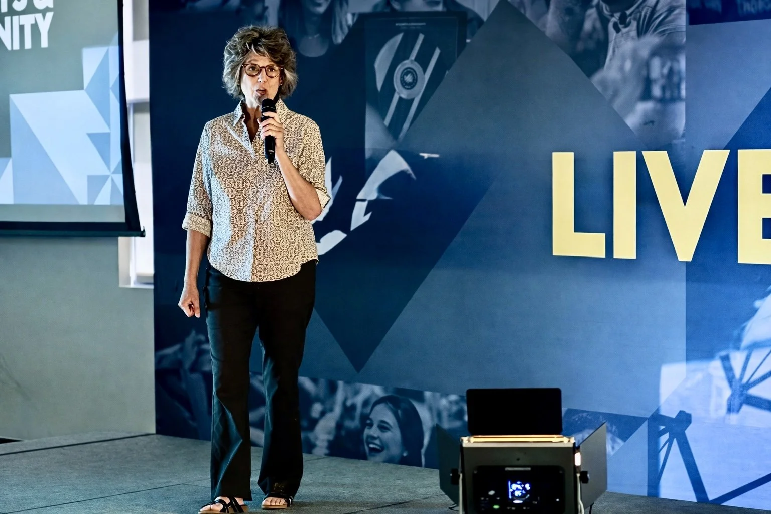 Carla Royal speaking to founders about leadership under pressure