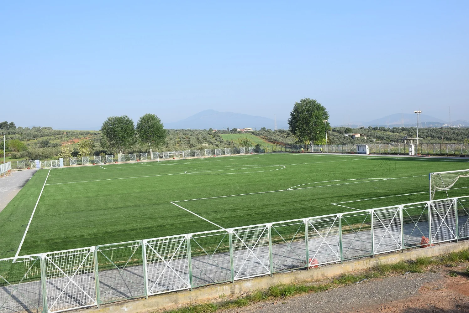 Νέο γήπεδο ποδοσφαίρου στην Παραλία Αυλίδας