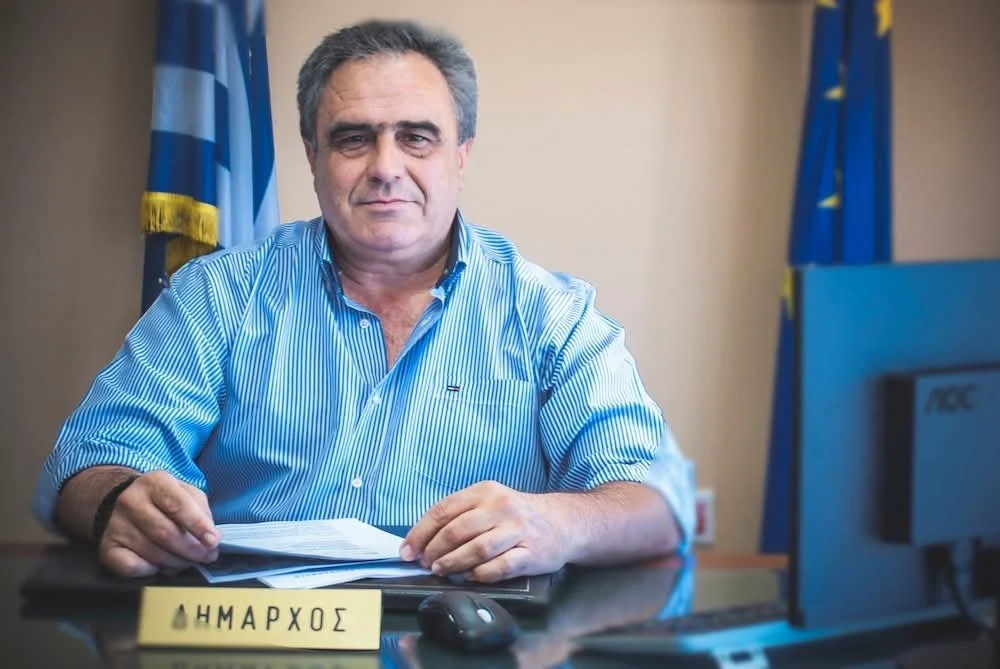 3ημερο πένθος στο Δήμο Διρφύων Μεσσαπίων..