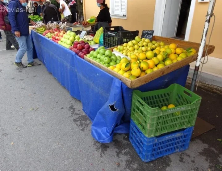 Πανελλαδική απεργία επ' αόριστο στις λαϊκές αγορές 