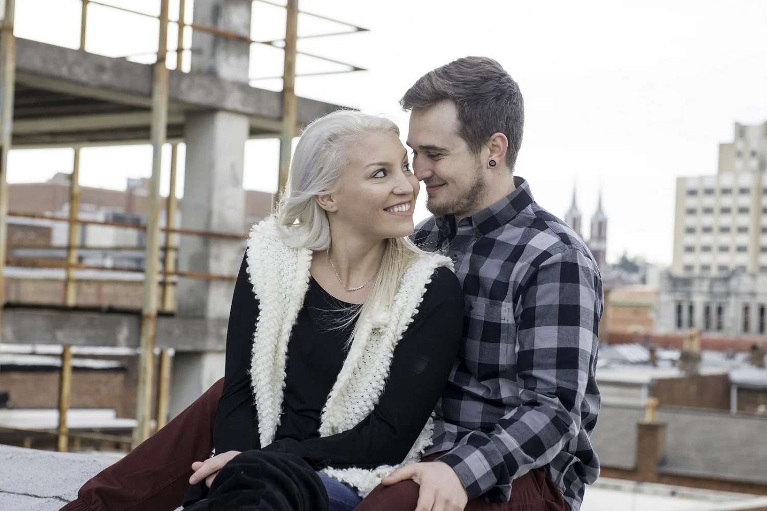 DREW & REBEKAH | DOWNTOWN MACON, GEORGIA ENGAGEMENT SESSION