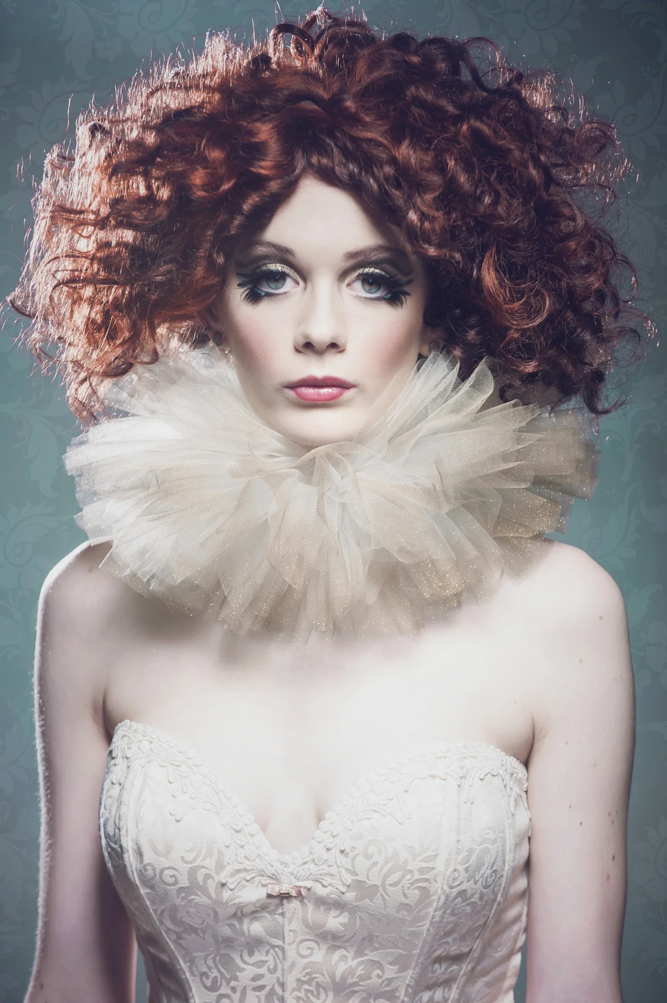 Vintage-Circus-Delia001-2.jpg