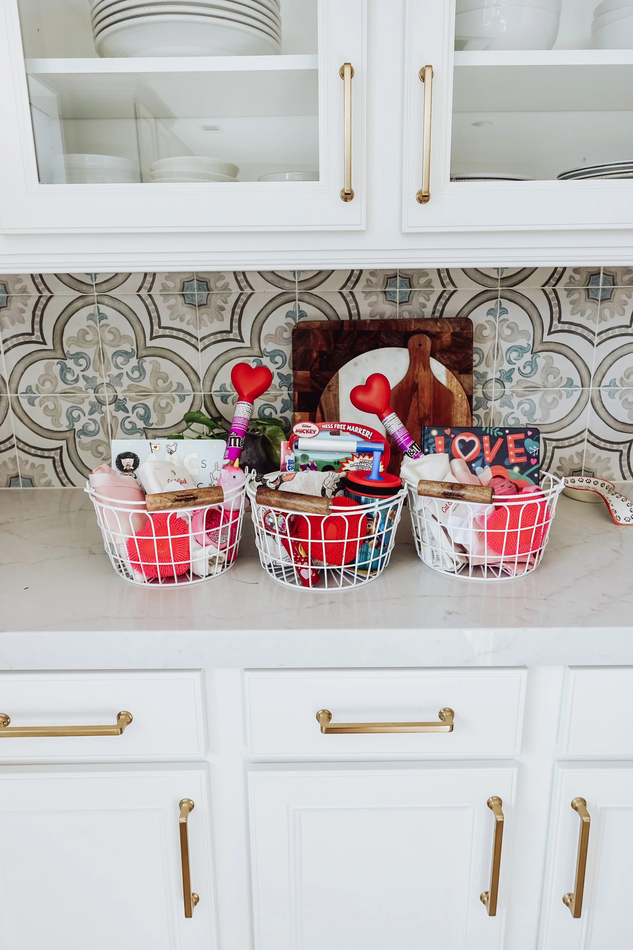 Valentine's Basket Ideas for Kids!