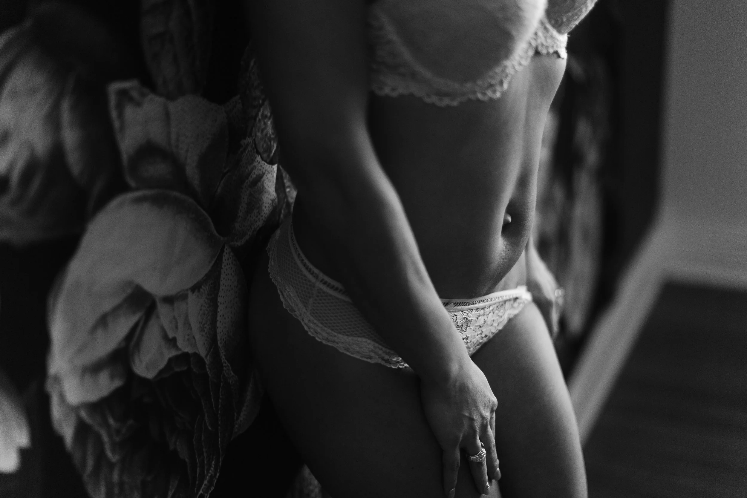 April Boudoir Pearl Photo Design EDIT-5317.jpg