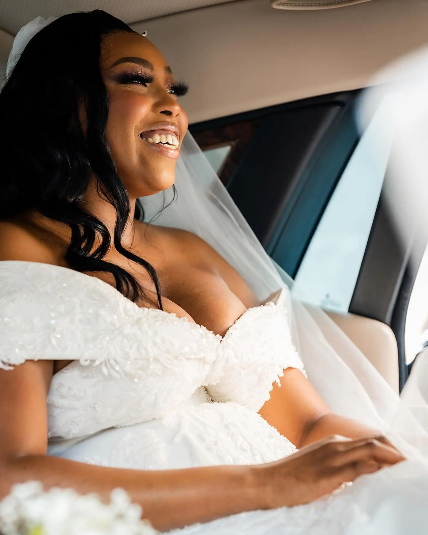 Its been a year already, happy anniversary. 
-
-
-
-
#nashagee #nashageephotography #bride #weddingdress #anniversary #married