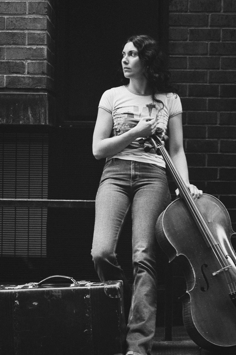 analog-portrait-of-cellist-justyna-jablonska-taken-by-kris-kesiak-in-glasgow-04.jpg