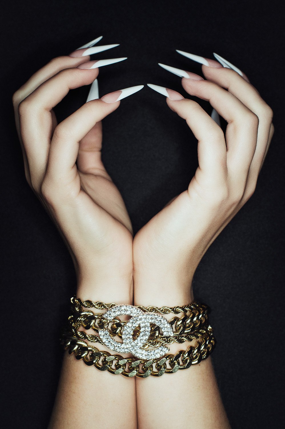 award-winning-nails-by-ania-kesiak-photographed-by-kris-kesiak-in-glasgow-01.jpg