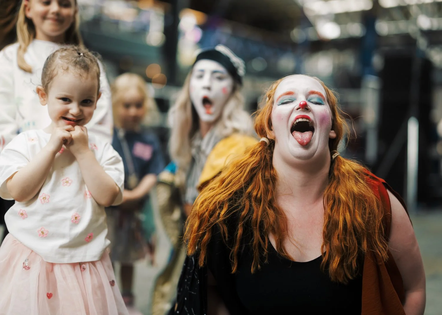 merchant-city-festival-2026-street-theatre-glasgow-kris-kesiak-2.jpg