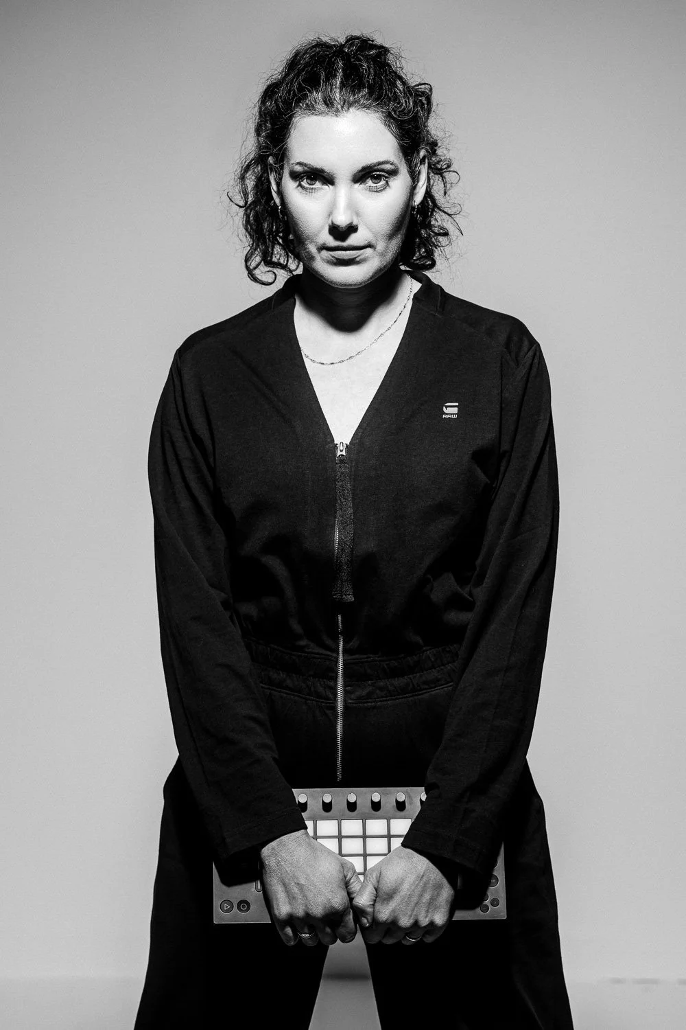 justyna-jablonska-studio-portrait-basement49-kris-kesiak-07.jpg