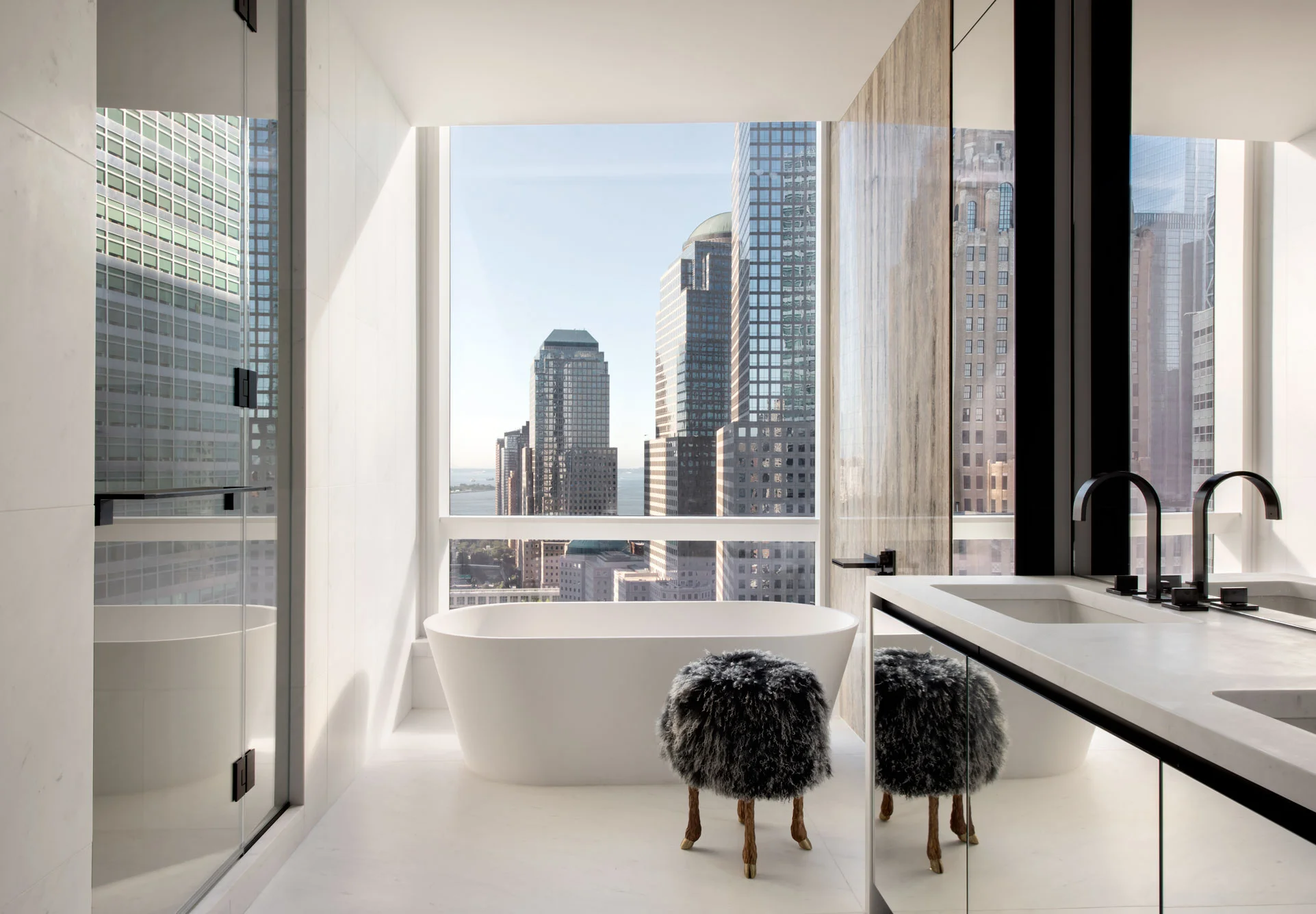 28-West_Shot_02_Master_Bathroom_030-11_crop.jpg