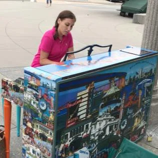 mariah gillespie at piano.jpg