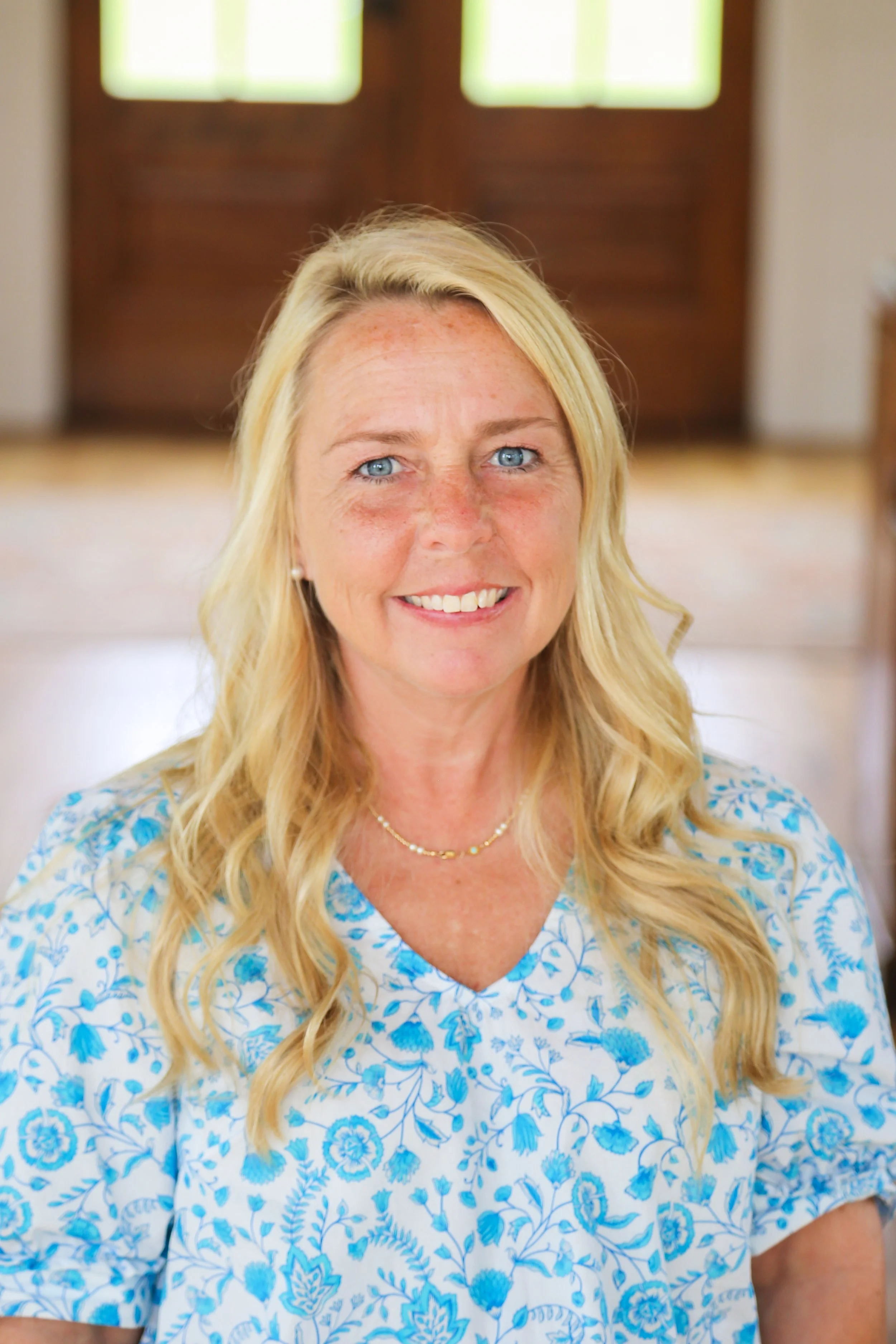 Daphne McCullough, Bookkeeper