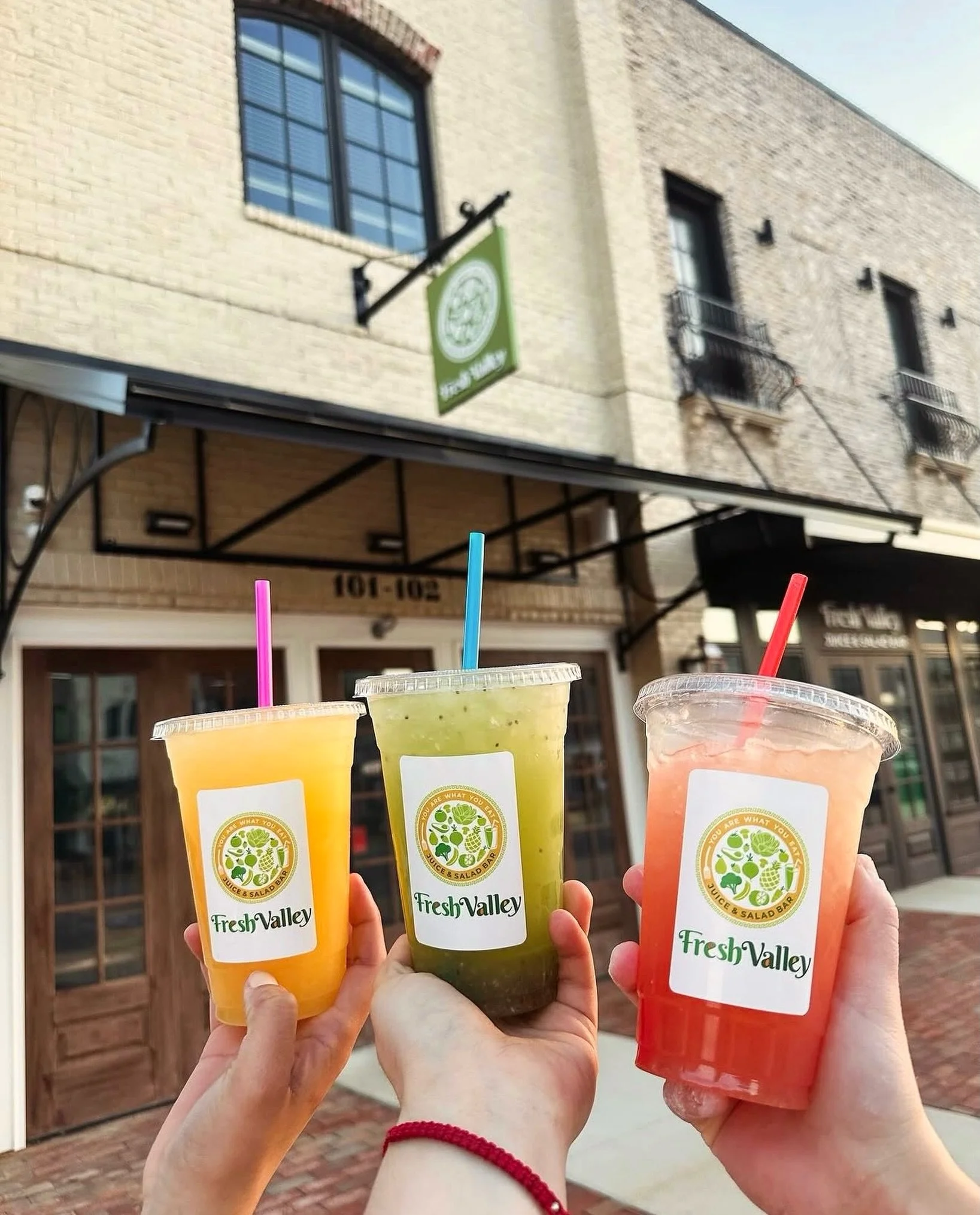 It&rsquo;s a fresh water kind of summer 🍉🥒🍊✨

Stop into @freshvalleysilosquare for a fresh cold pressed juice or fresh water to get you through these warm days!

#LiveWorkPlay #SiloSquare