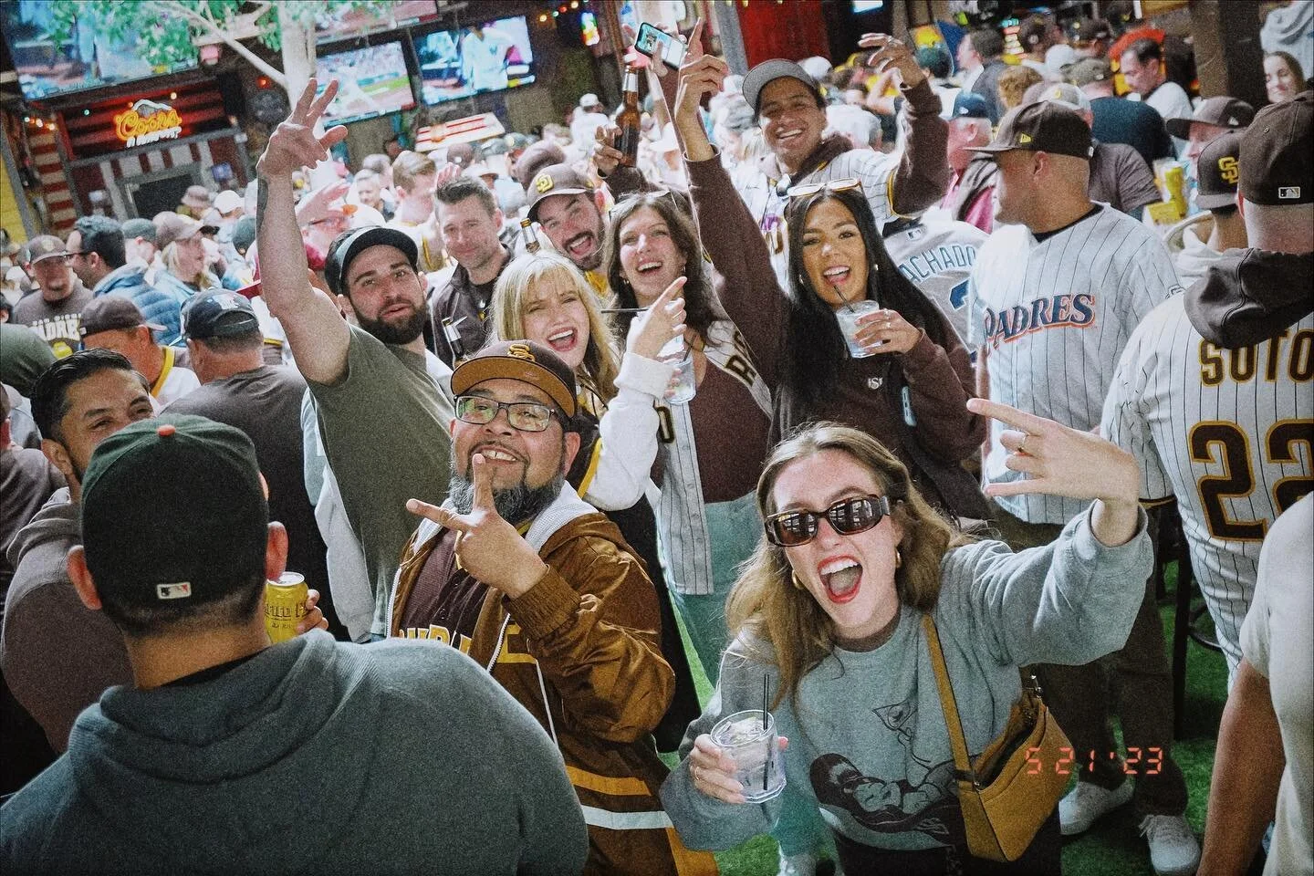 Pregame loading 📶✌🏼🙌🏼🤘🏻 Let&rsquo;s go @padres!