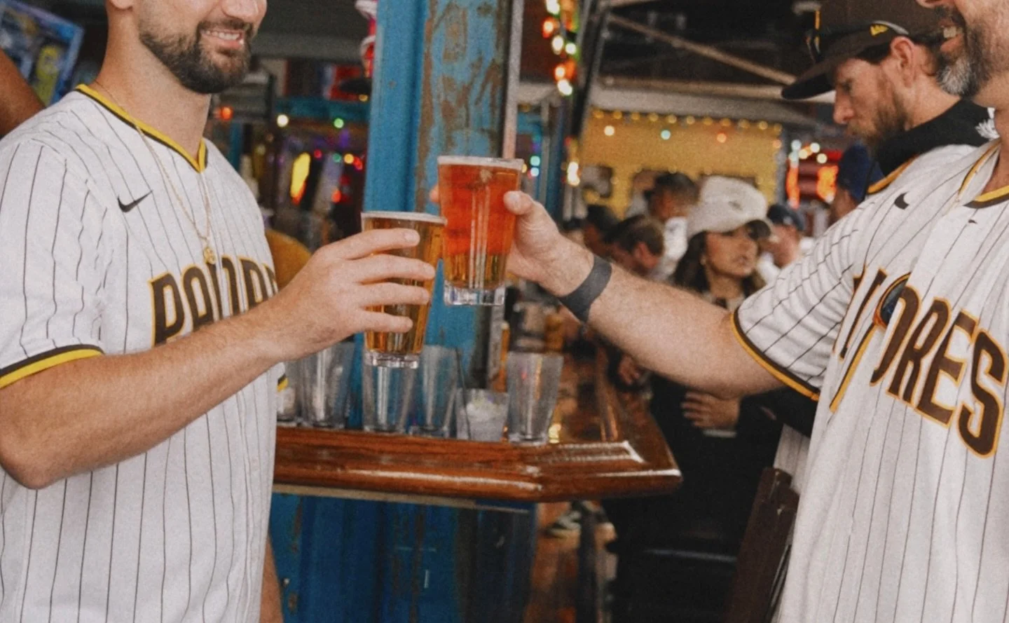 Cheers to the last series of regular season!⚾️🍻 See you all weekend long?