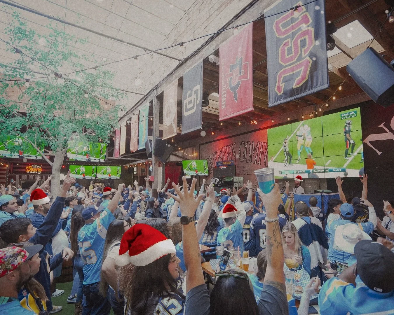 You know what we want for Christmas!🤭🎄🏈 Chargers vs. Chiefs kicks off today at 10AM! Sip on our holiday cocktails, enjoy game day specials, and don&rsquo;t miss our jersey giveaway at halftime!⚡️
