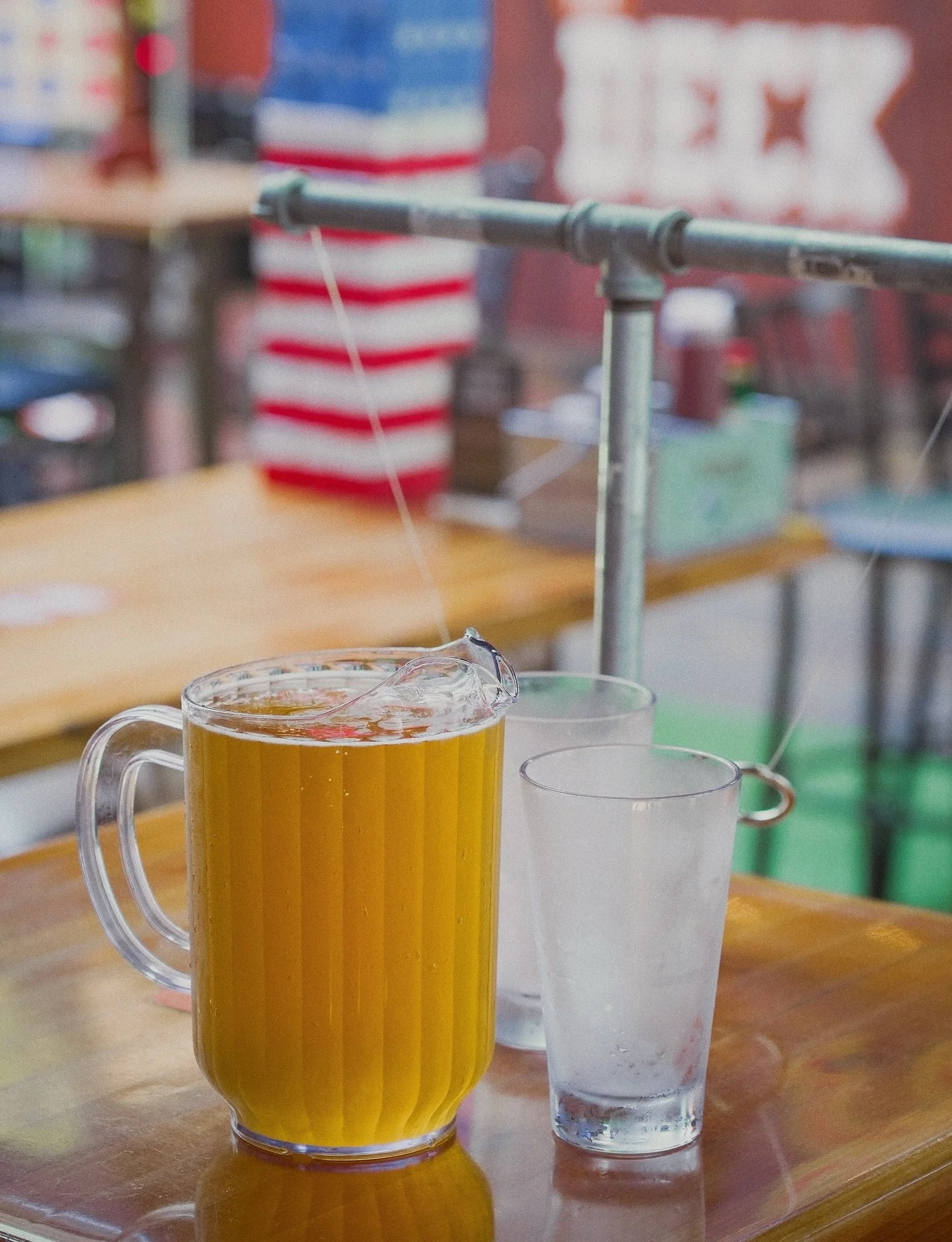 Happy Hour &lsquo;til 7:00!🍺 Enjoy $12 domestic pitchers... because one glass just isn&rsquo;t enough.