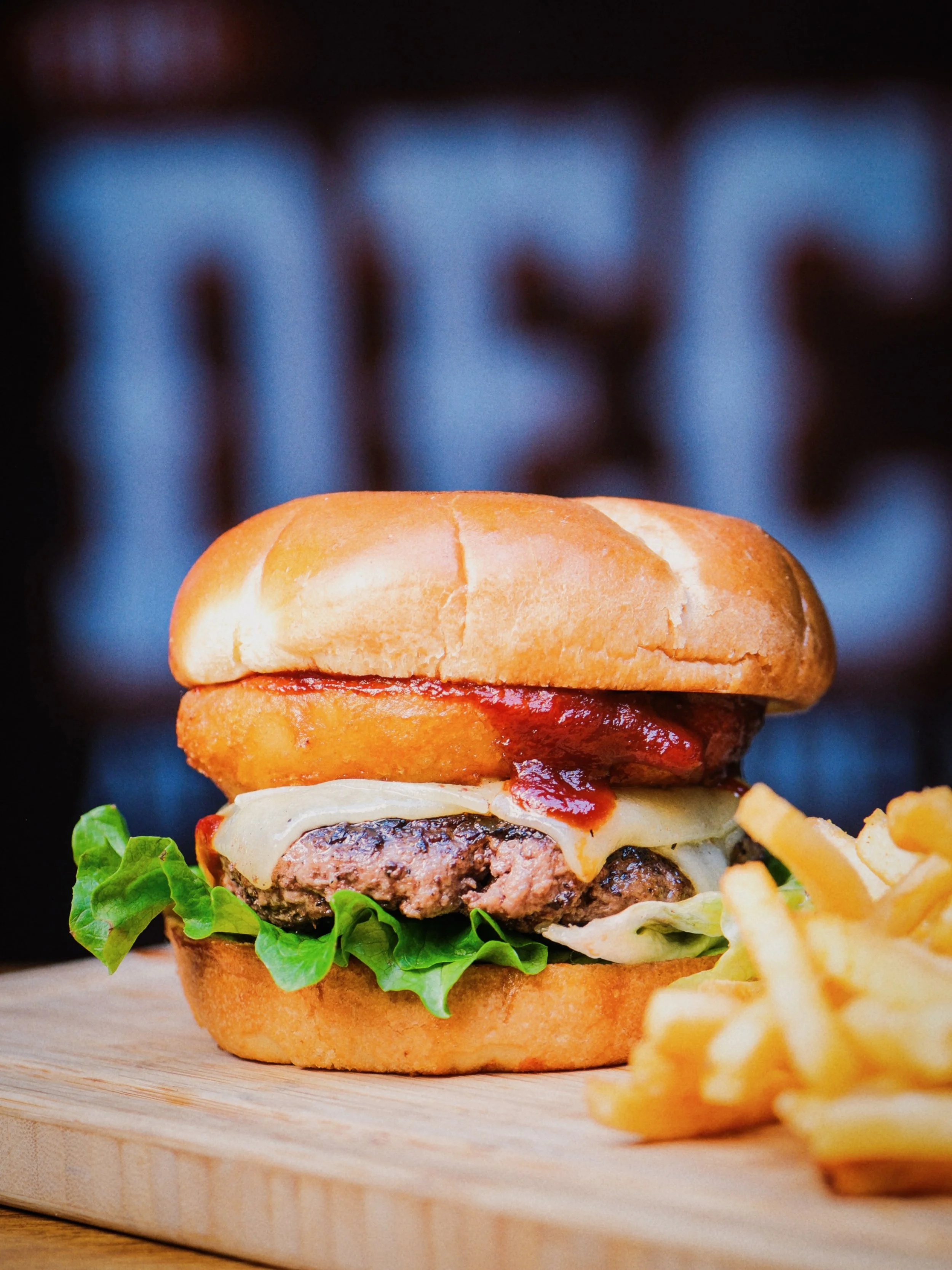 Day 2/6 in a row of Padres baseball!⚾ Fuel your pregame with our game day combo: your choice of burger + fries for $11!🍔