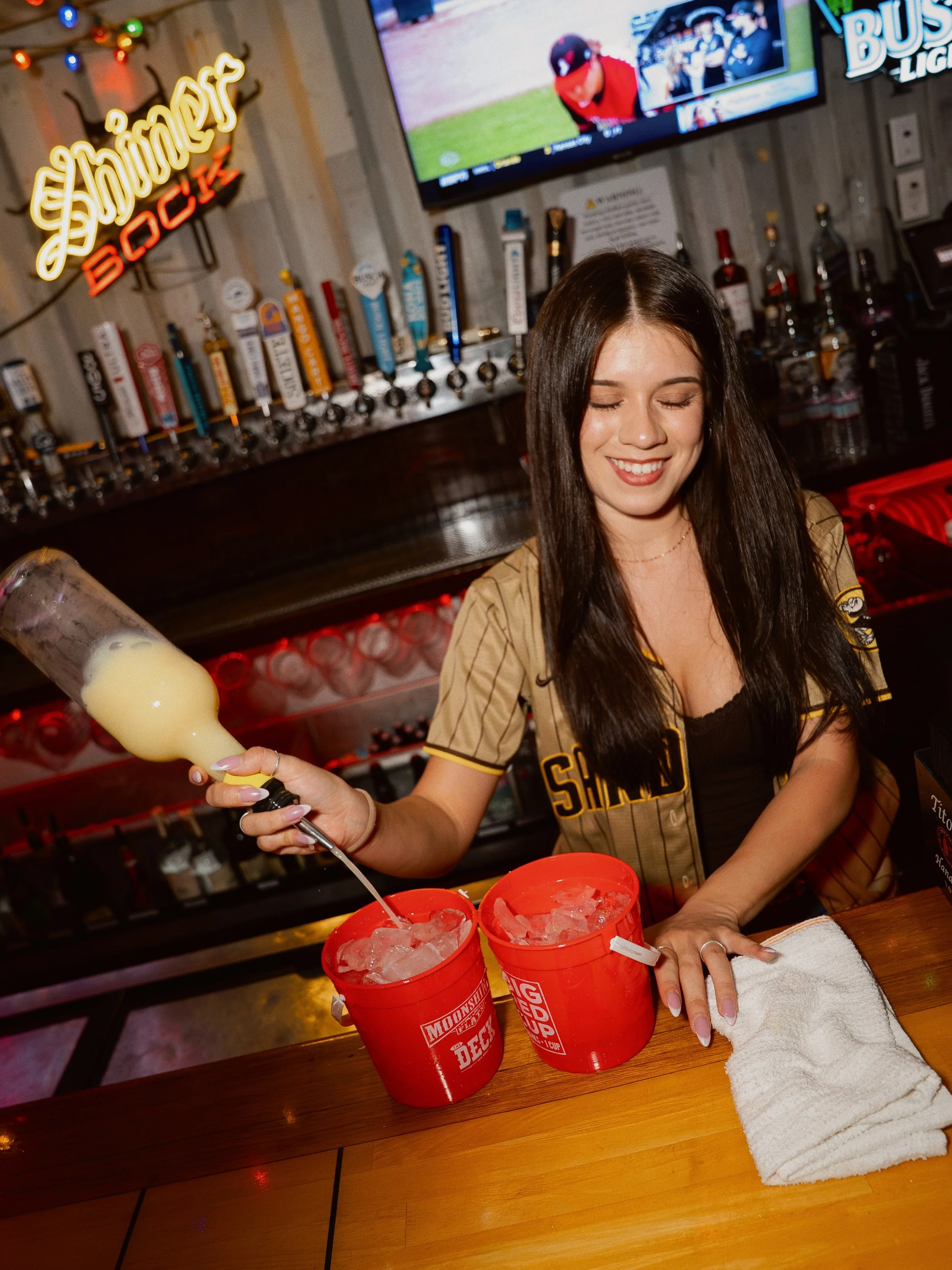 The Padres are home and so are we. ⚾️🍻 Back-to-back homestands mean back-to-back excuses to grab a bucket!
