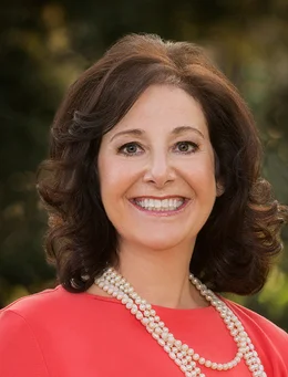 Deborah Lyone.jpg