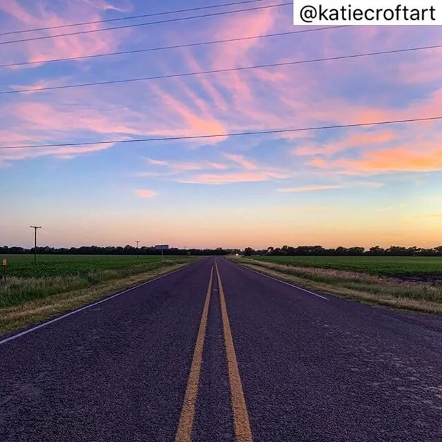 💜 KATIE CROFT 💜 Welcoming the wildly talented Brooklyn based @katiecroftart to be Artist In Residence at Coral Cabin on New World Island, Newfoundland for the month of August!  And hooray- she’s bringing her two kids along for the adventure!