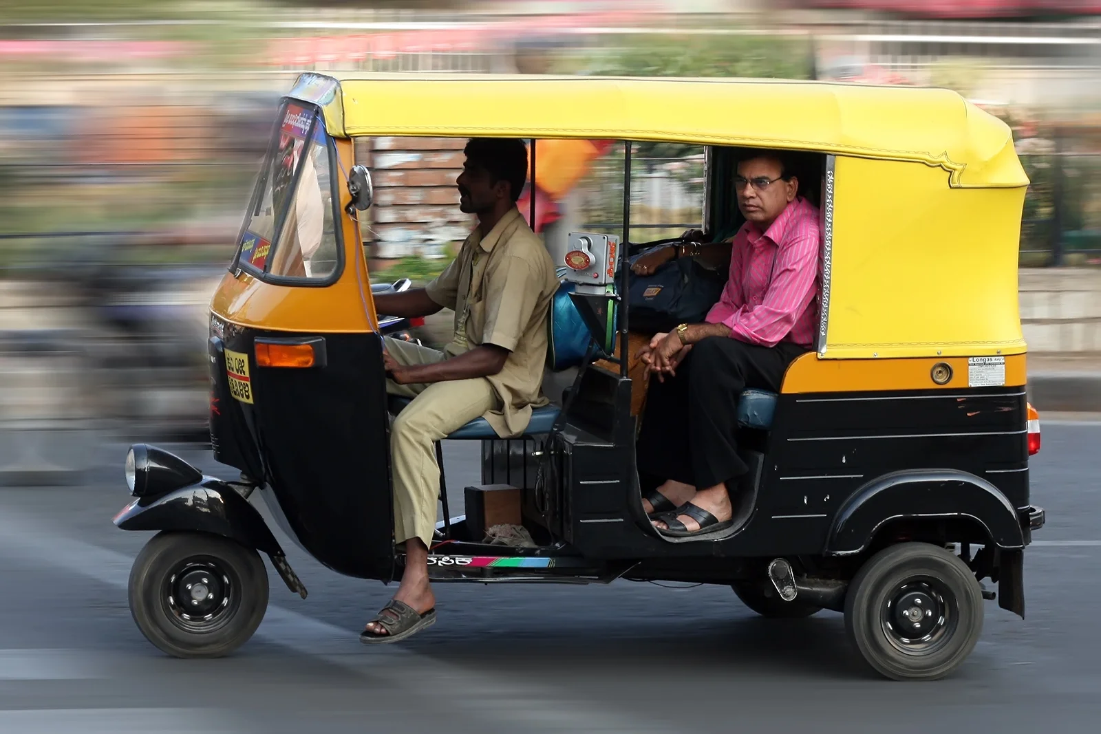 Autorickshaw_Bangalore.jpg