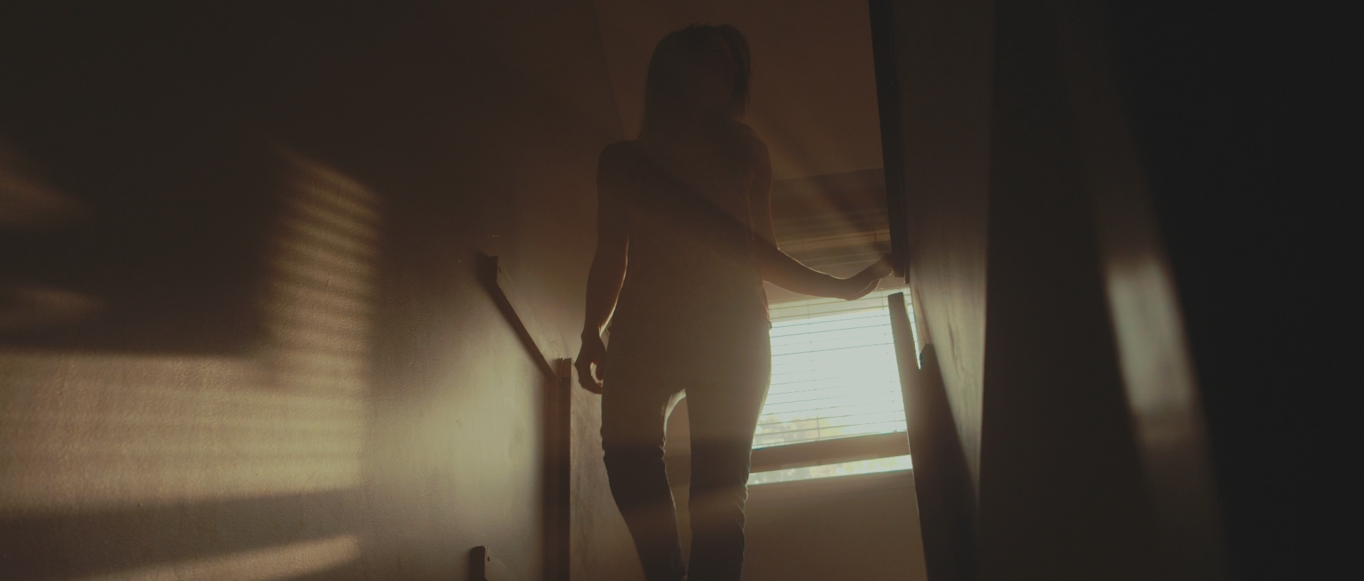 Sequence 01.00_00_00_19.Still005.png