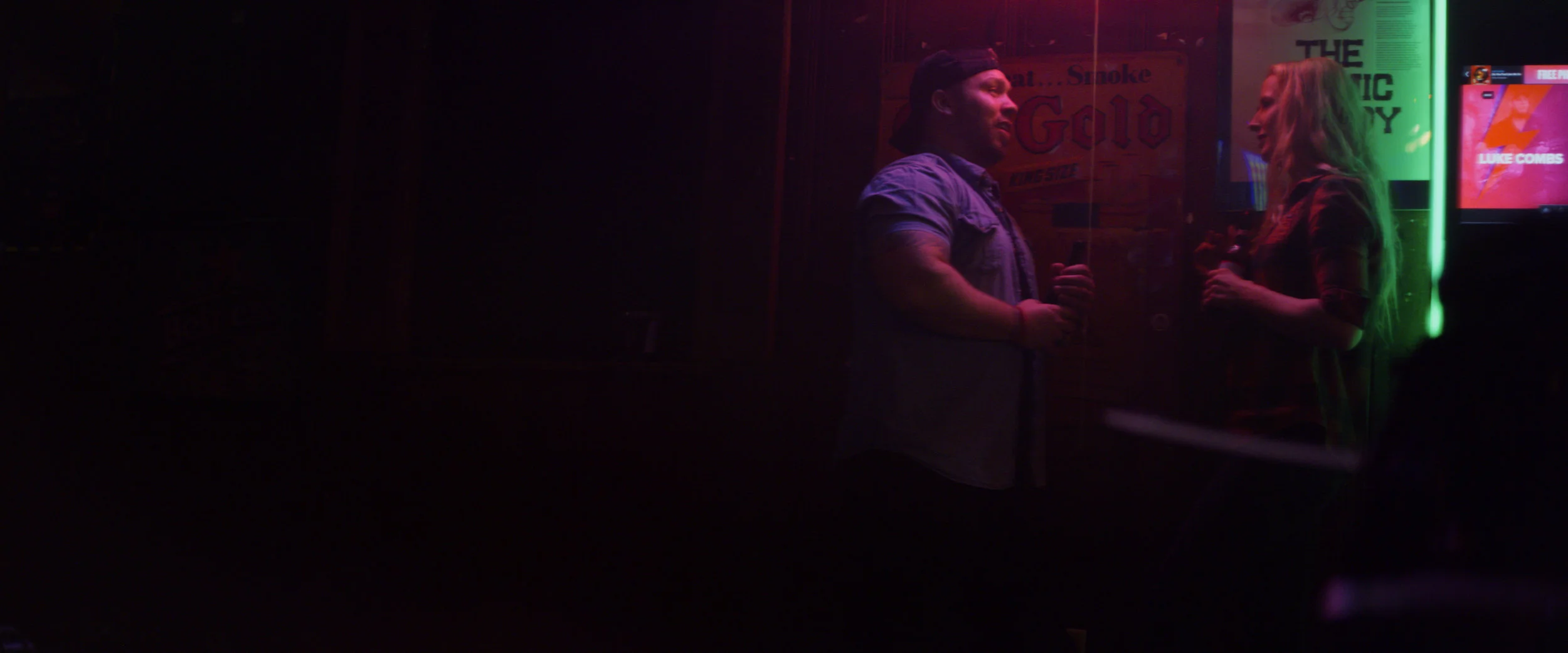 full screen ana.00_00_29_18.Still117-4.jpg