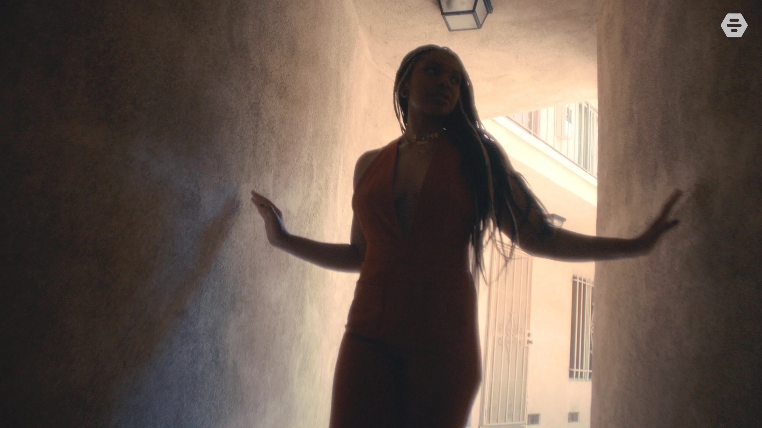 Bumble_Real_VENICE_Master_ProRes_4K.mov.00_00_10_02.Still008.jpg