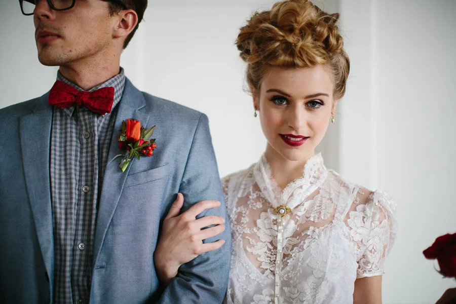 WILL YOU BE MINE? | A MODERN VINTAGE VALENTINE’S DAY ELOPEMENT