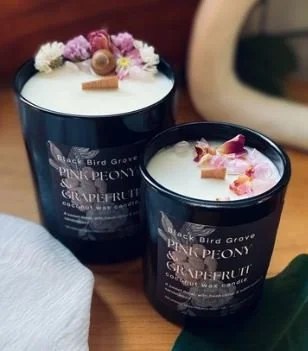 Blackbird grove Pink Peony & Grapefruit Candle.JPG