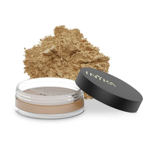 inika-loose-mineral-foundation-8g-inspiration-with-product.jpg