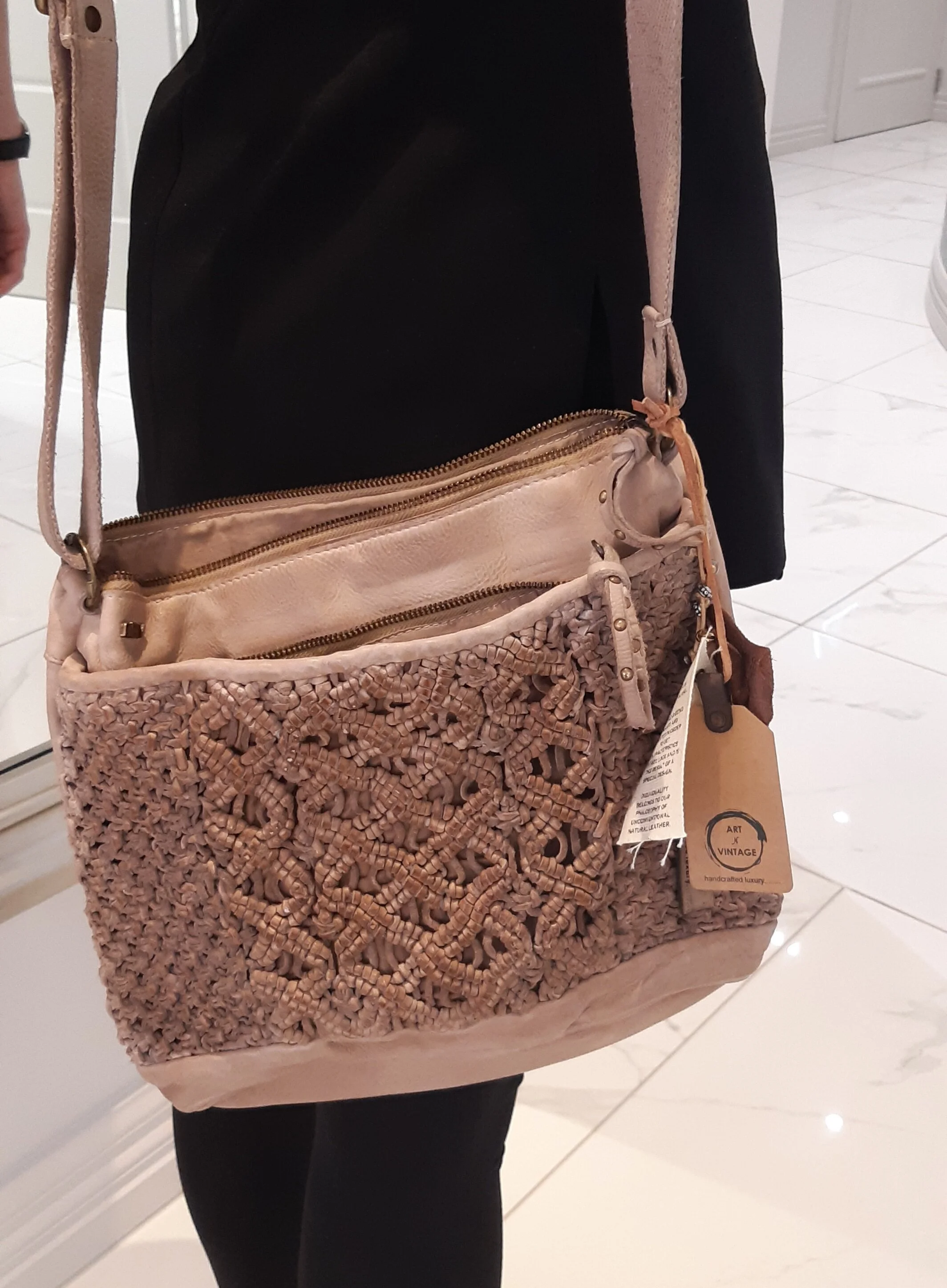 AV BLUSH BASKET WEAVE HBAG.jpg