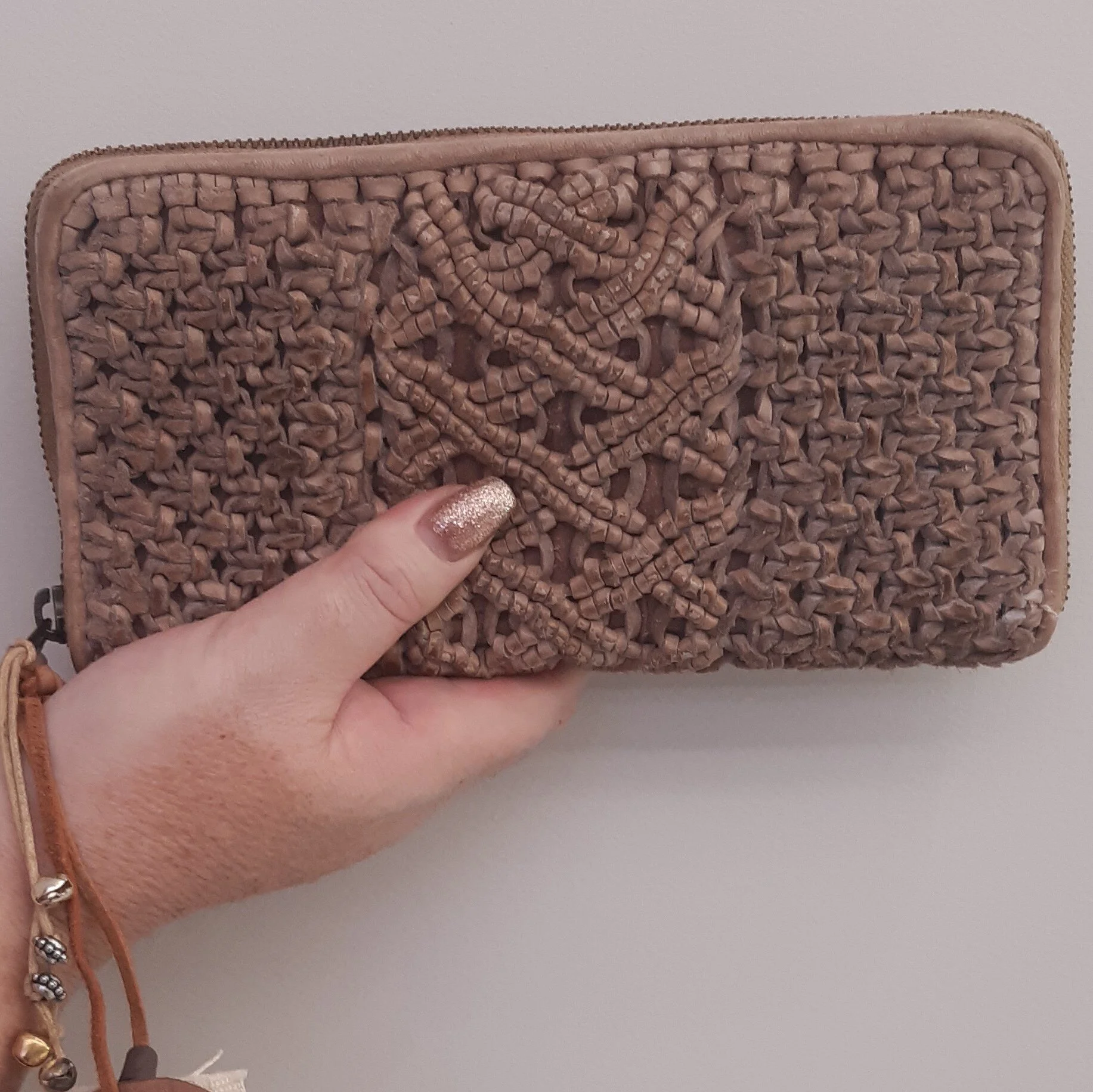 AV MILLEN BLUSH WALLET .jpg