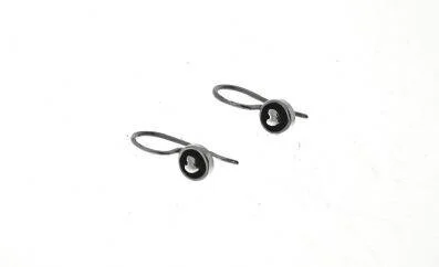 a9083 tiny hook with oxd heart centre.jpg