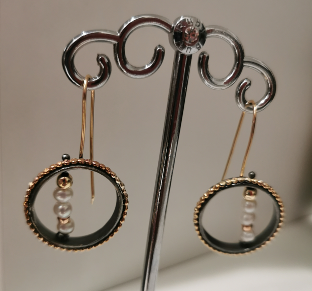 smadar earrings 6.PNG
