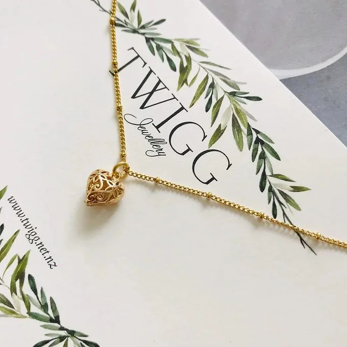 twigg filigree heart necklace 7582.jpeg