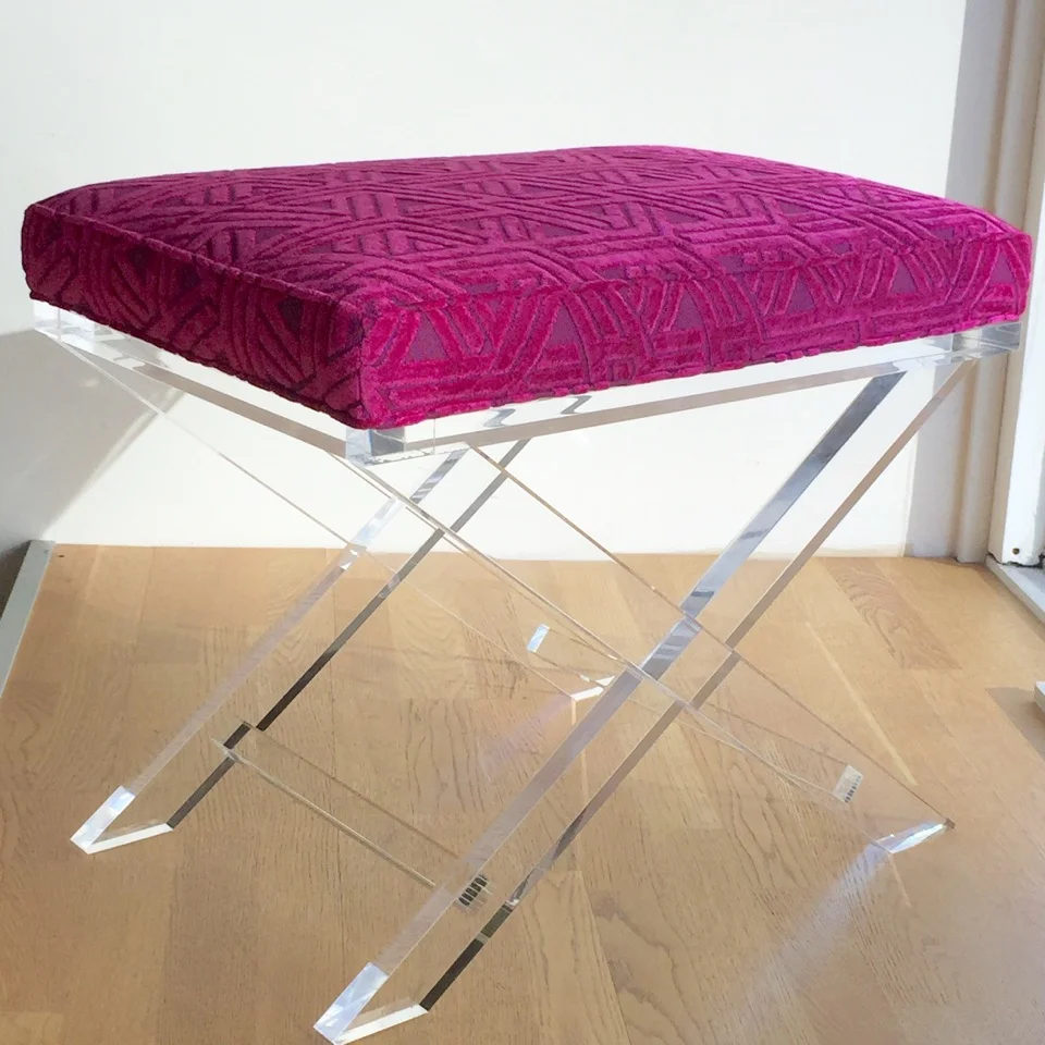 DDF0007 CUSTOM LUCITE "X" STYLE BENCH — Decorum Decorative Finds