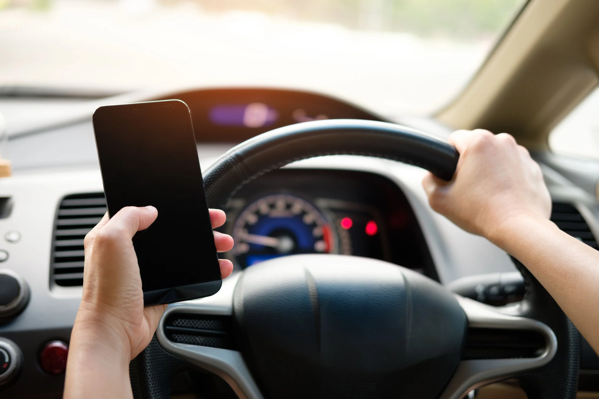Before You Take the Uber Eats $450 Bonus, Know What Your Insurance Actually Covers