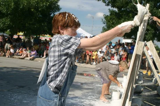 Fence white washing competition