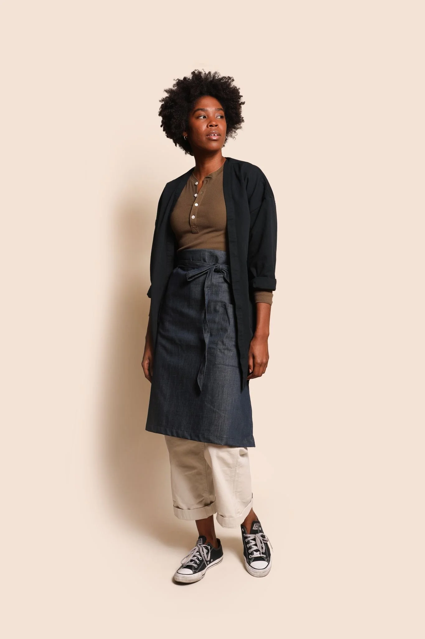 web_Denim Apron on Body_r1_1L0A3800.jpg