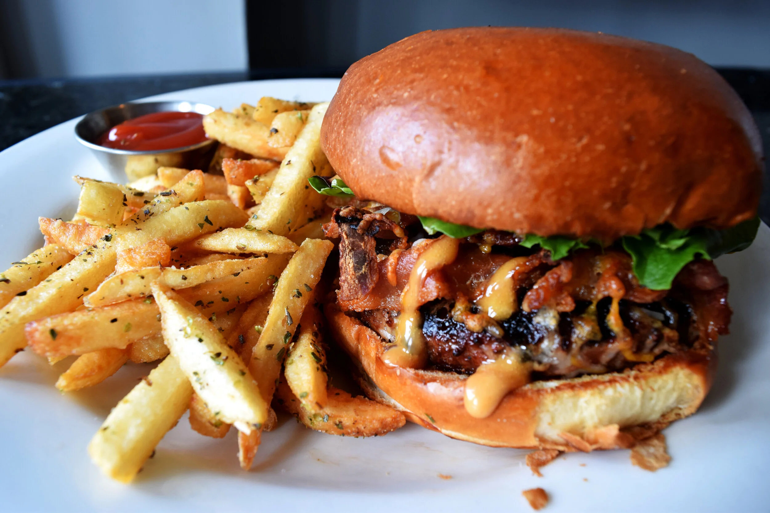 BISTRO 63