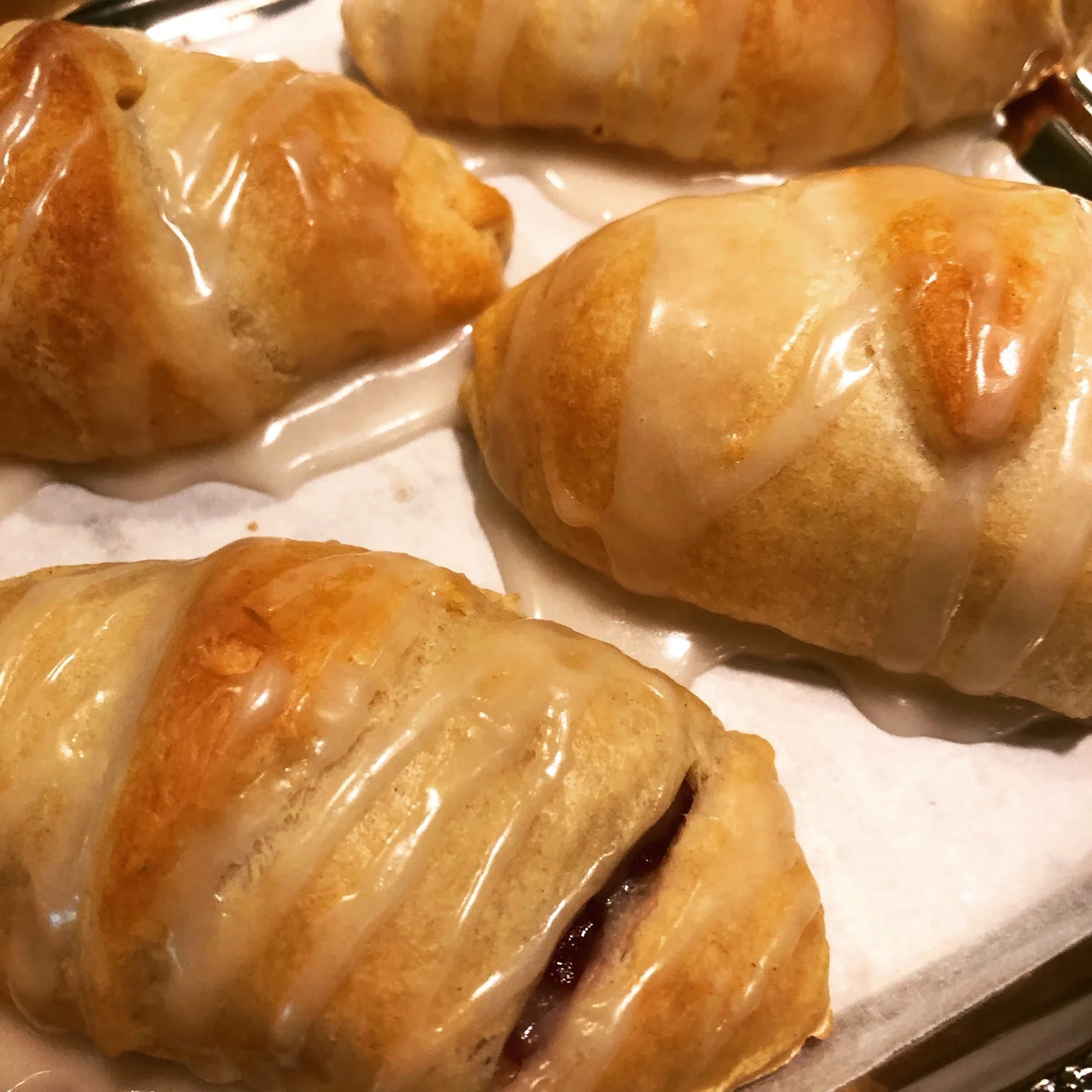 Recipe: Easy Cherry Turnovers