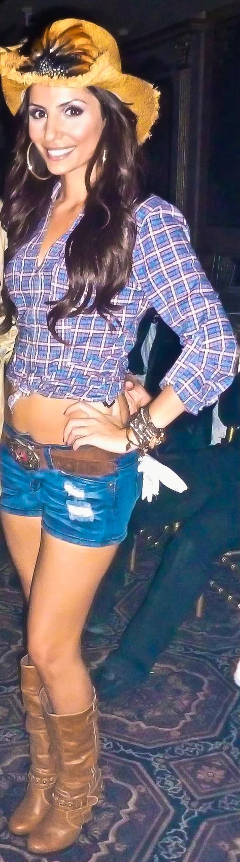 Halloween 2011 2 copy.jpg