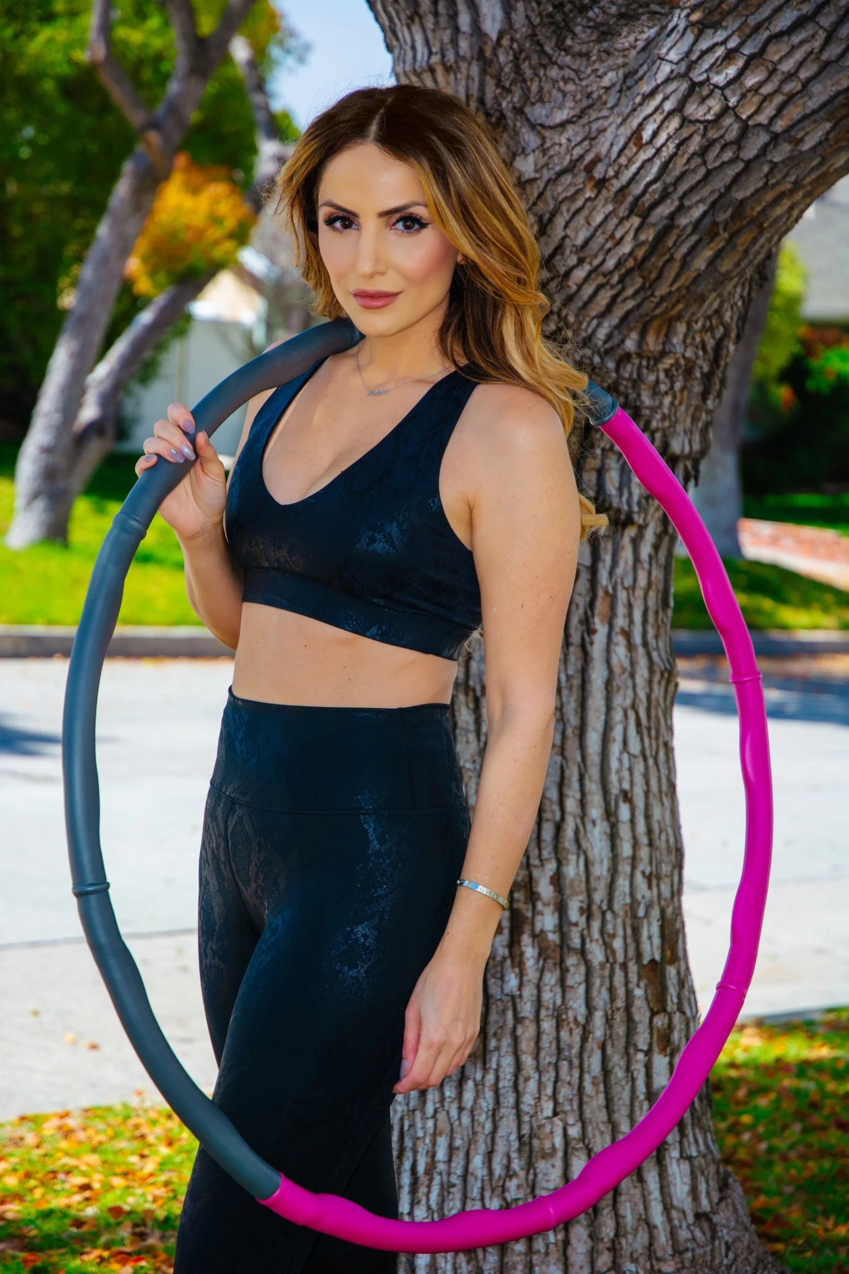 Hourglass Curves