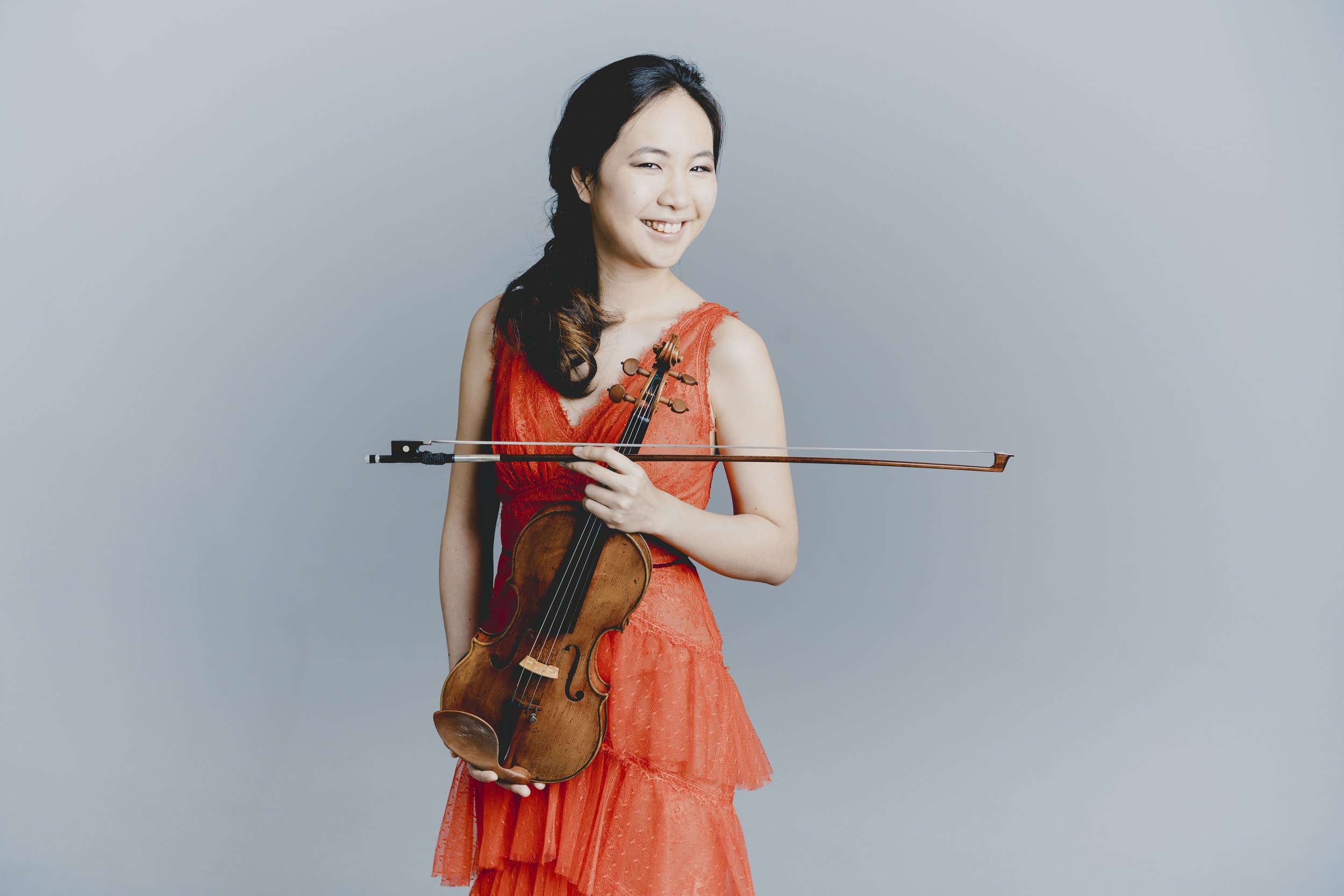 Danbi Um, violin