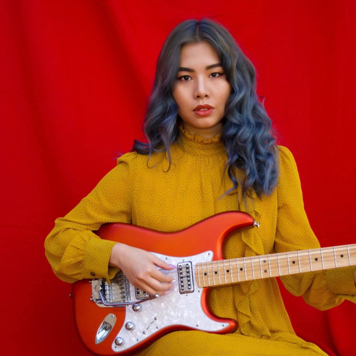 JIJI, guitar