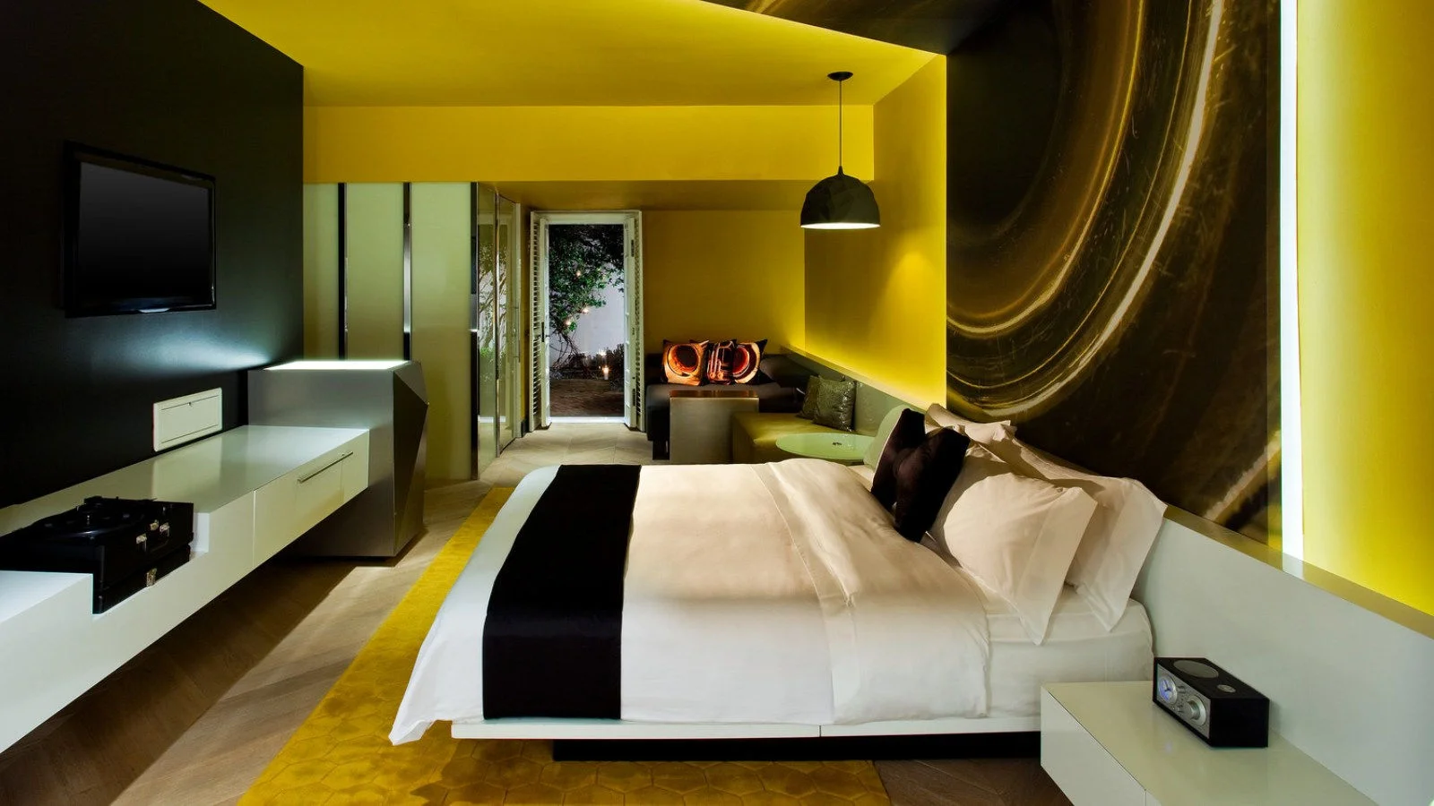 W French Quarter who97508gr128534.jpg