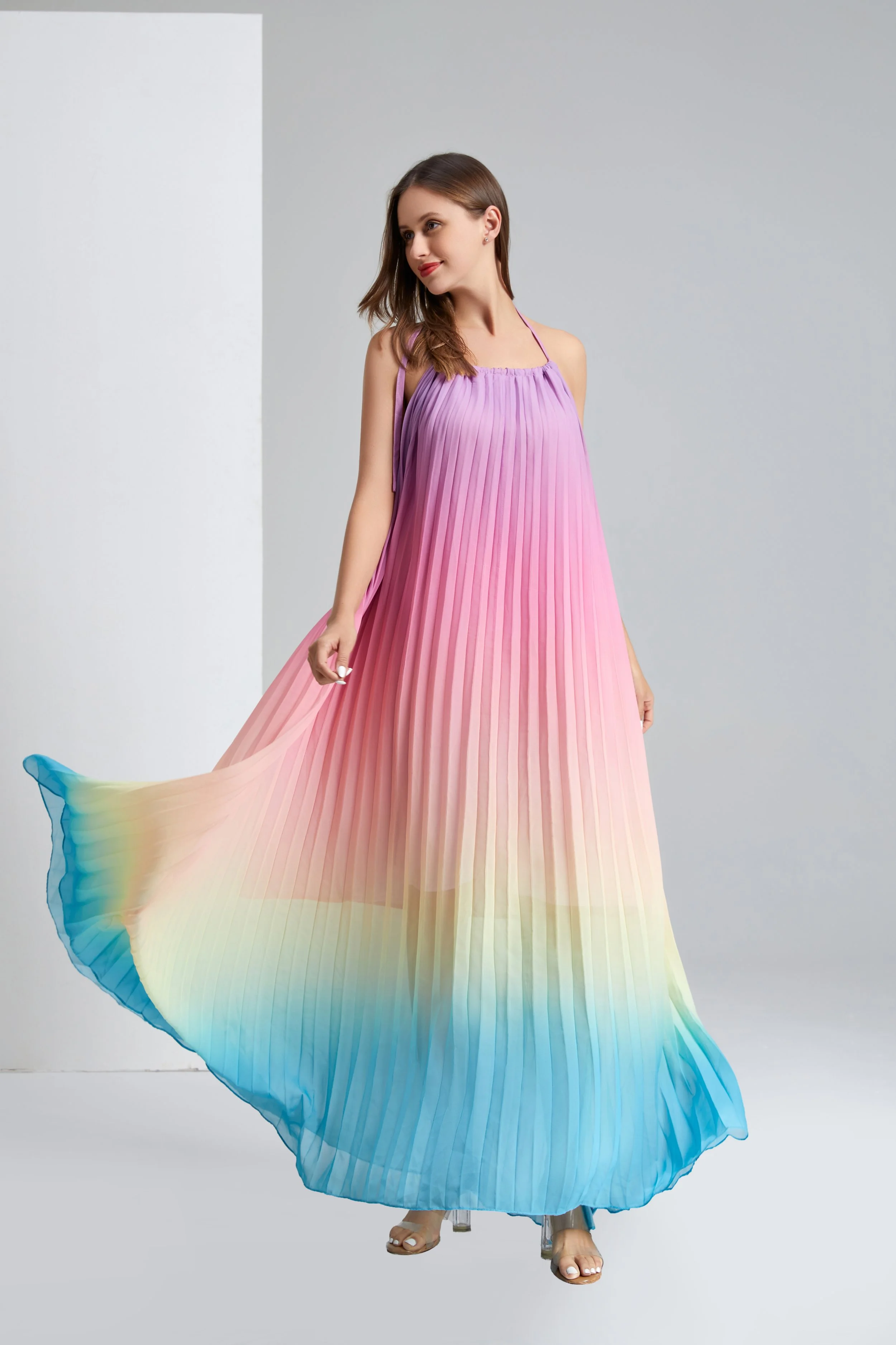 Queenia Summer'23 Collections